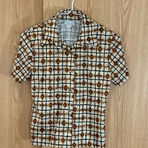 Redd New York Women's Geometric Button Down Shirt - Picture 2 of 7